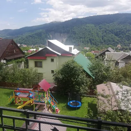 анномарі - відпочинок в карпатах Ferienhaus Jaremtsche